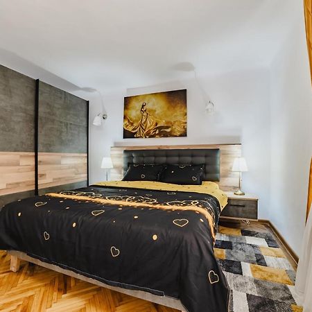Republicii Premium Apartment Брашов Екстериор снимка